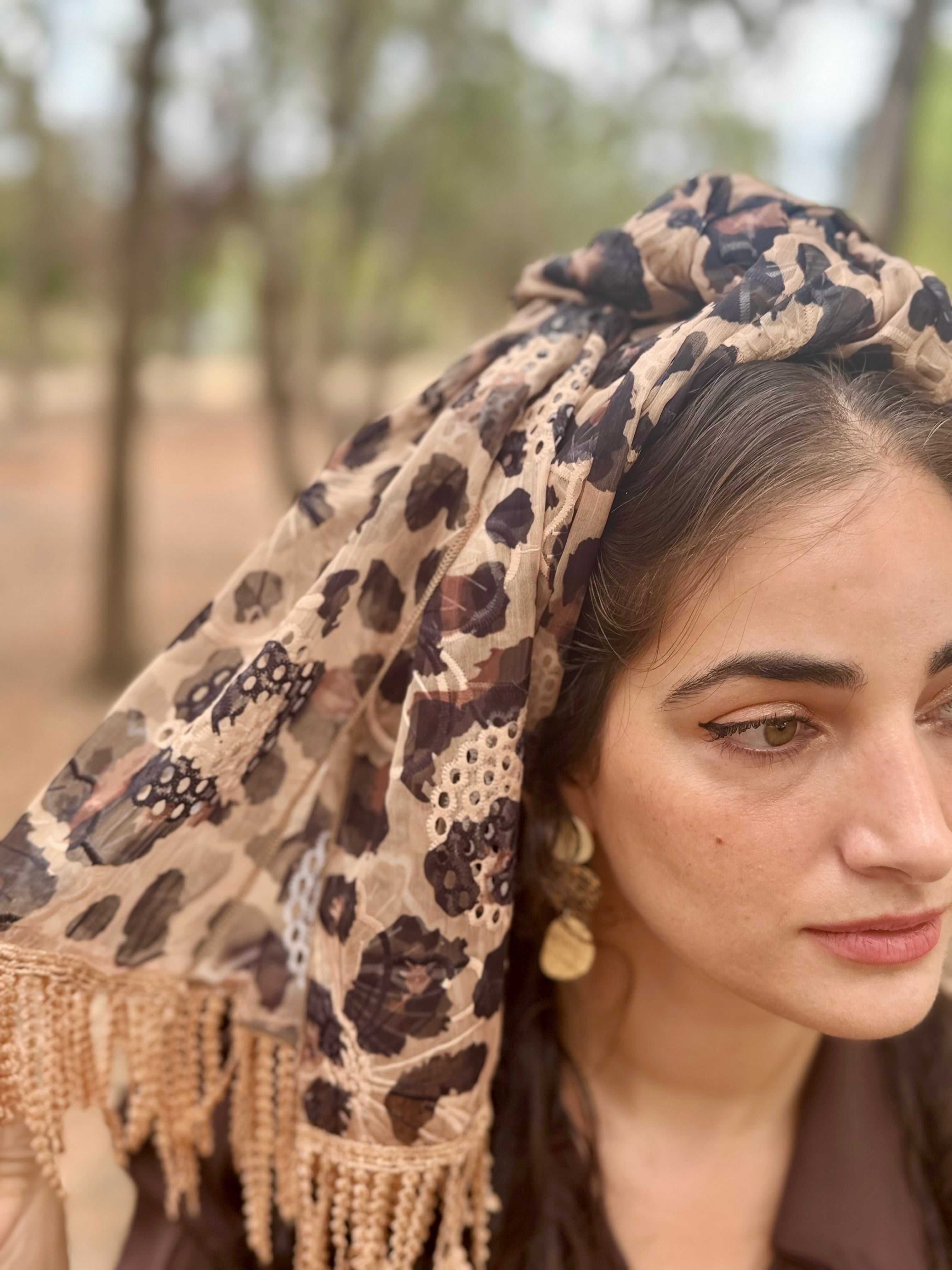 מטפחת פרינט מנומר חום לונג (7937016561840)