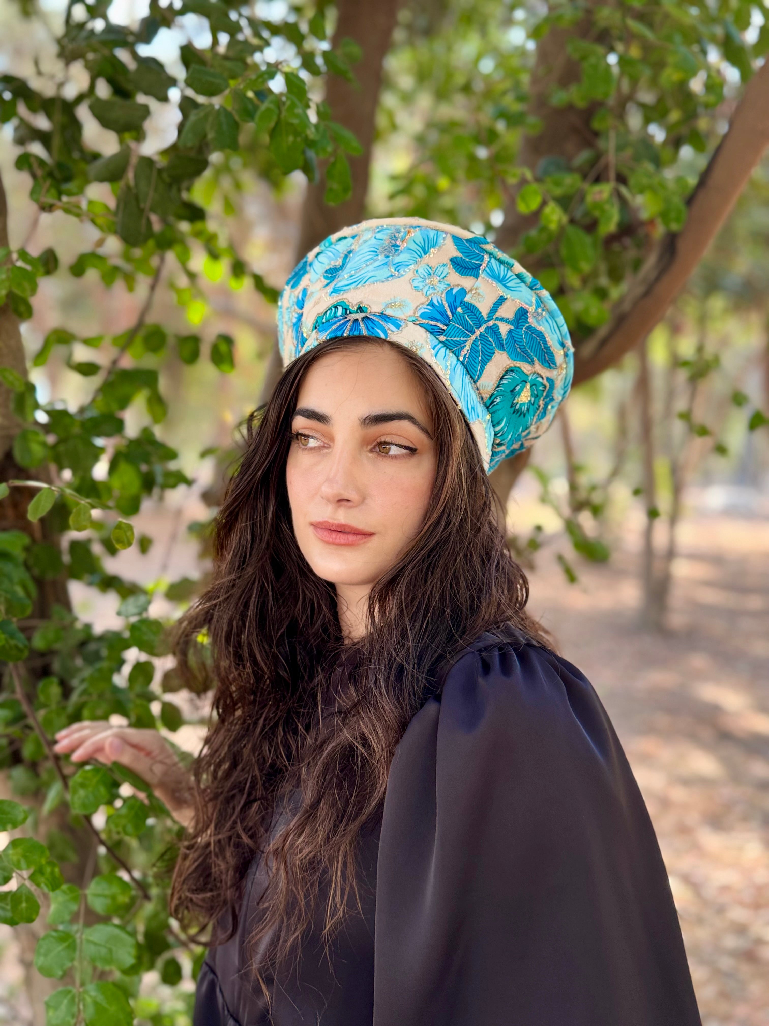 כובע שיק רקום פרחוני טורקיז (7900036858032)