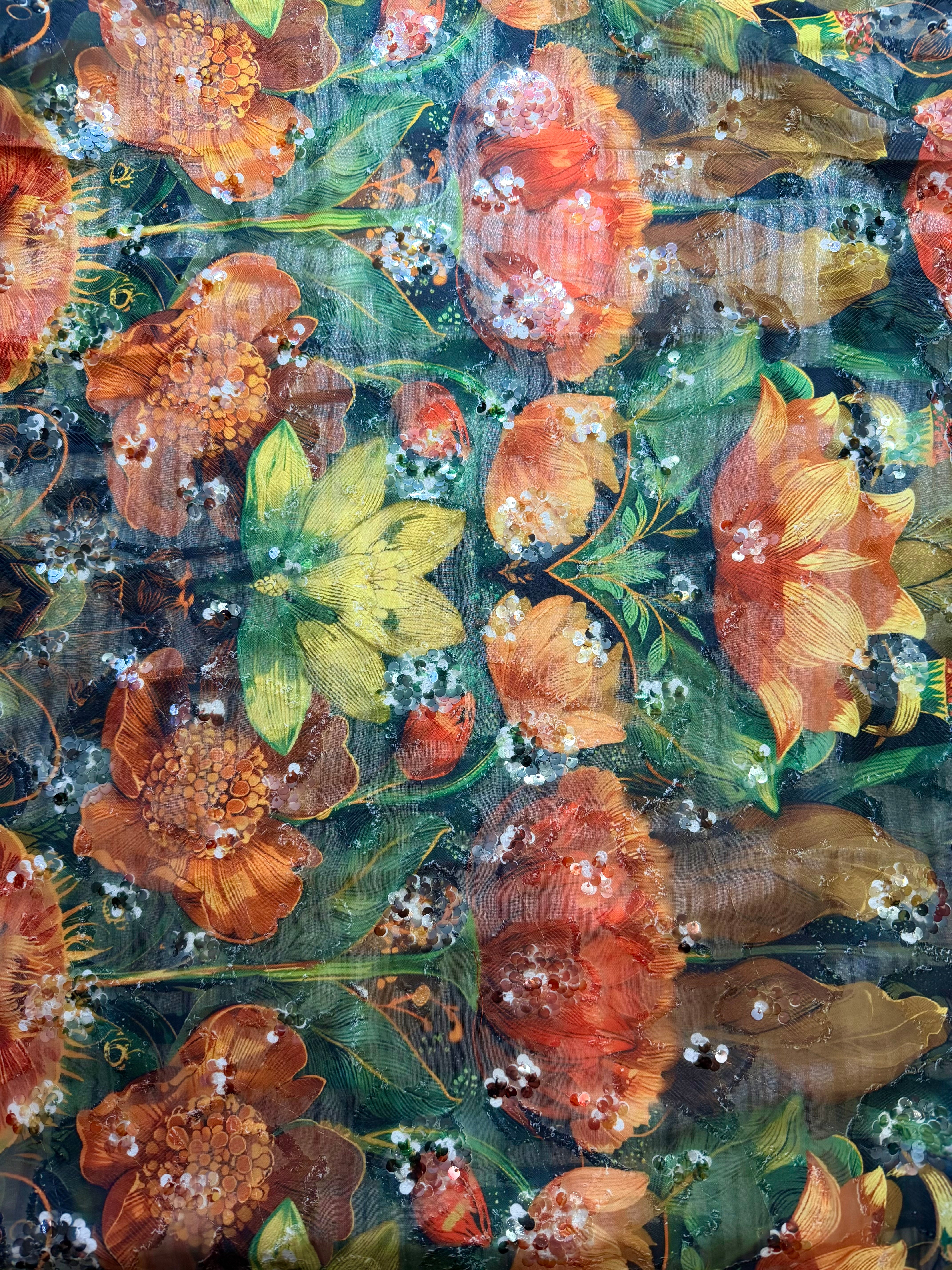 מטפחת צ׳ארם פרחונית משולש