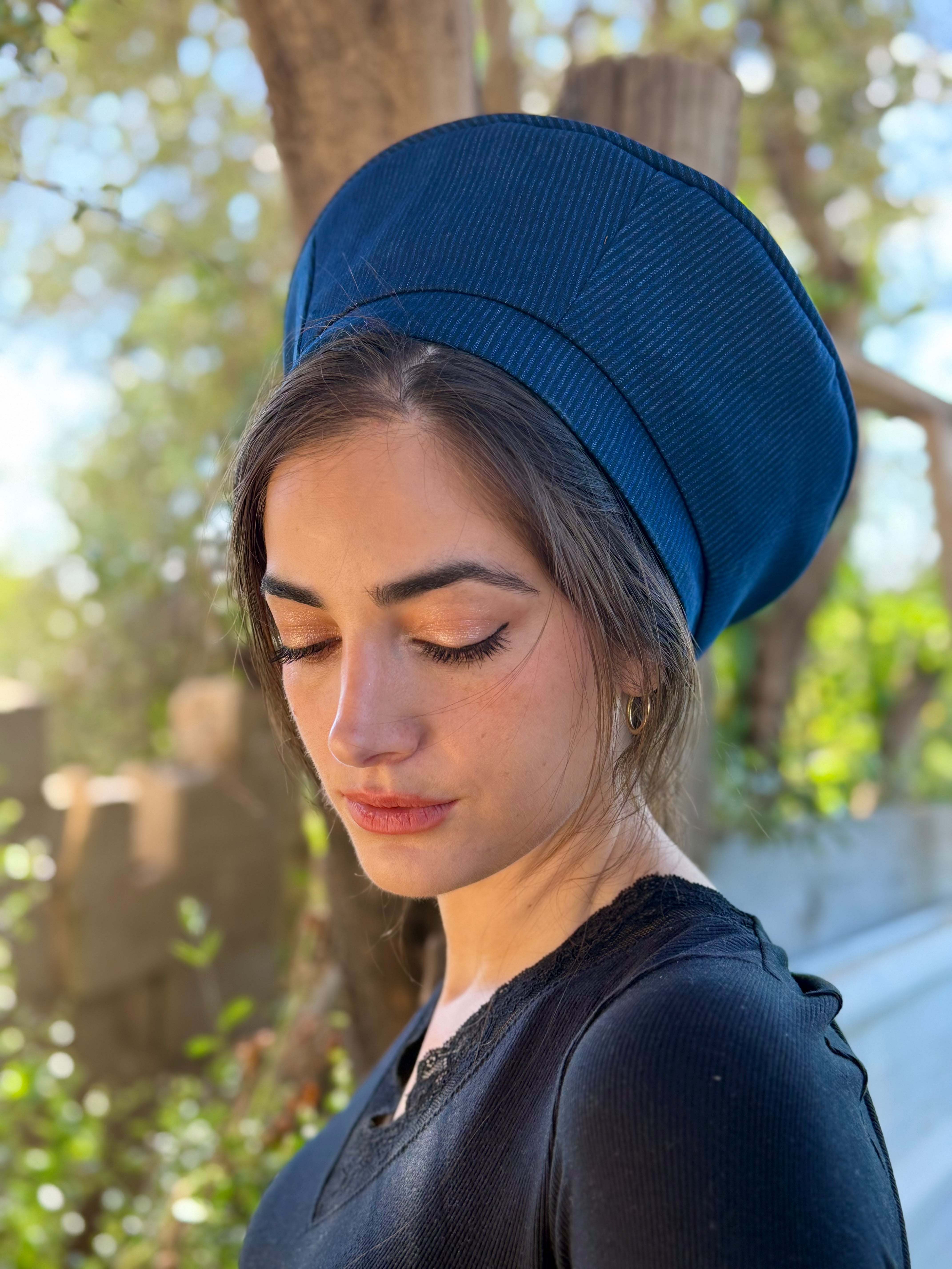כובע שיק כותנה נייבי פסים