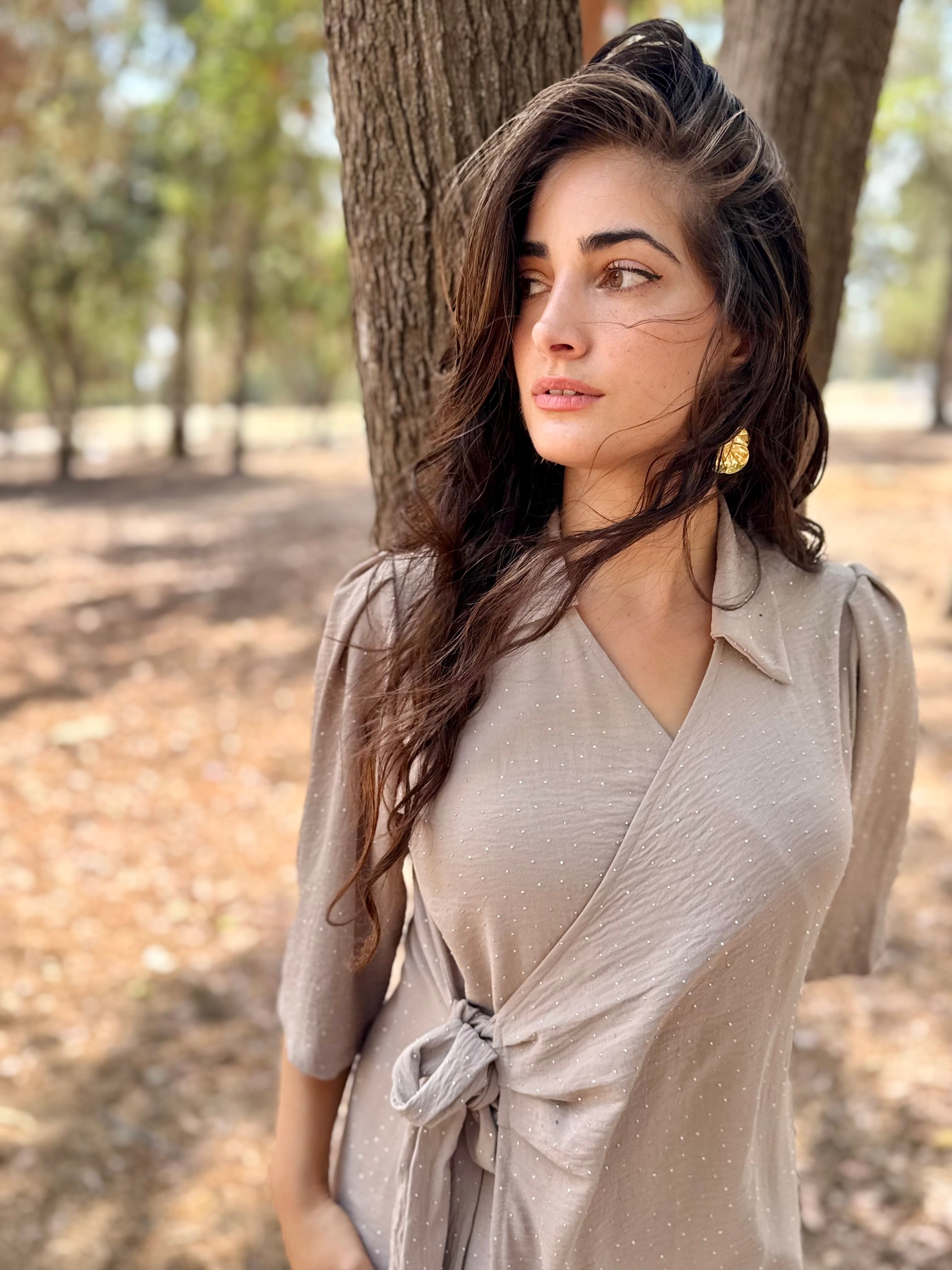 שמלת הלל קרם משובצת אבנים (7939358326960)