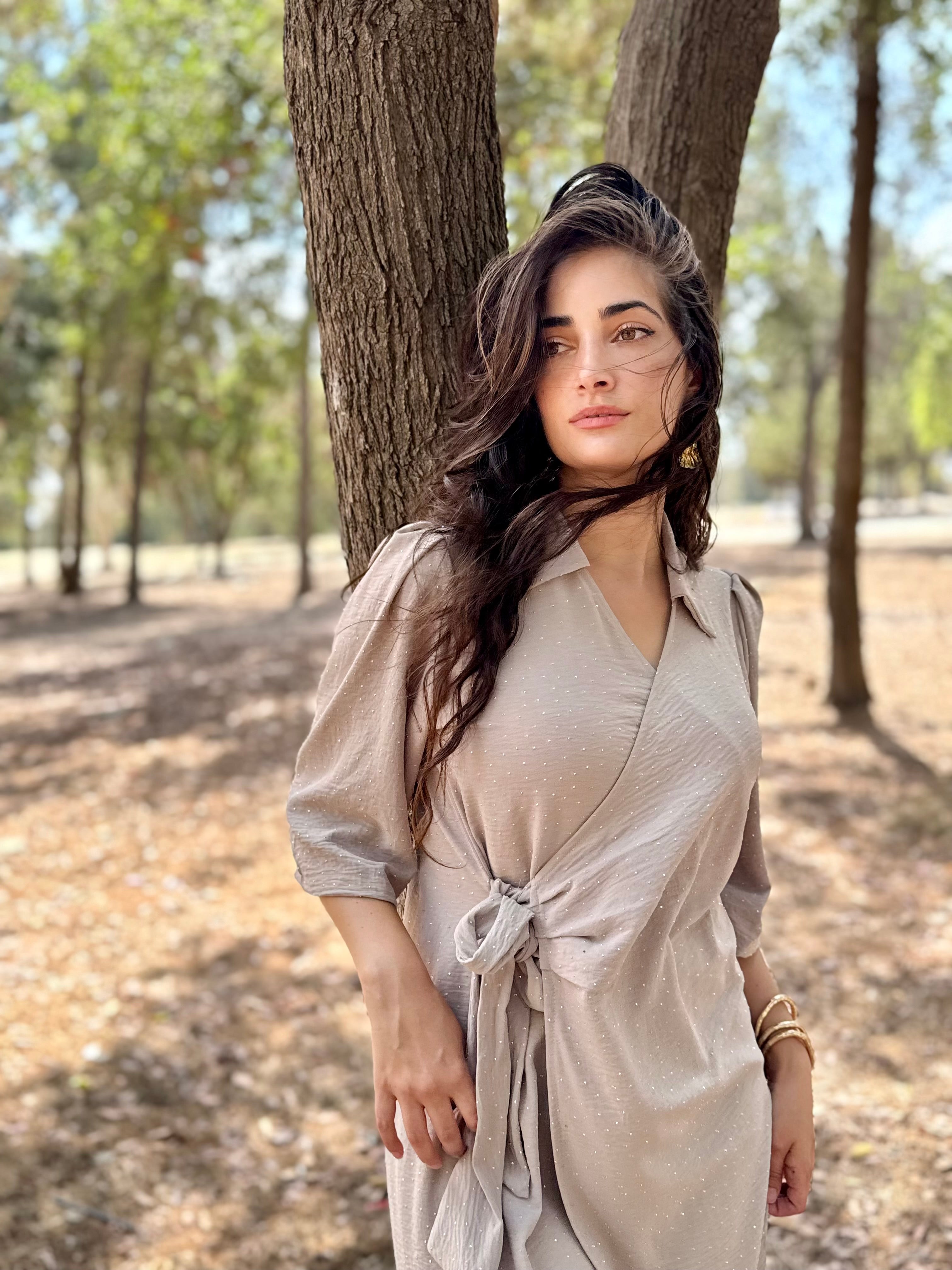 שמלת הלל קרם משובצת אבנים (7939358326960)