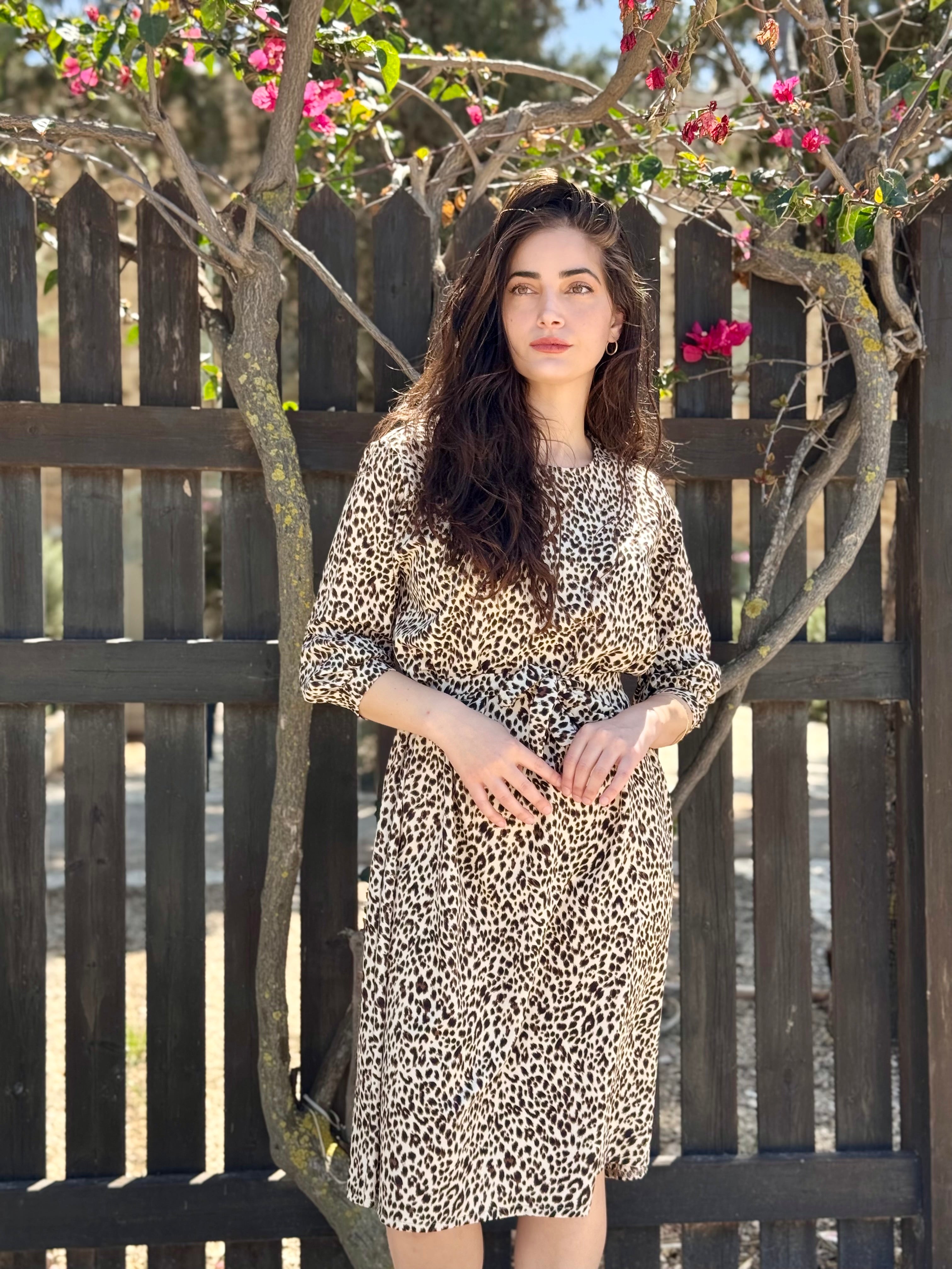 שמלת מיכאלה מנומר (7819558748336)