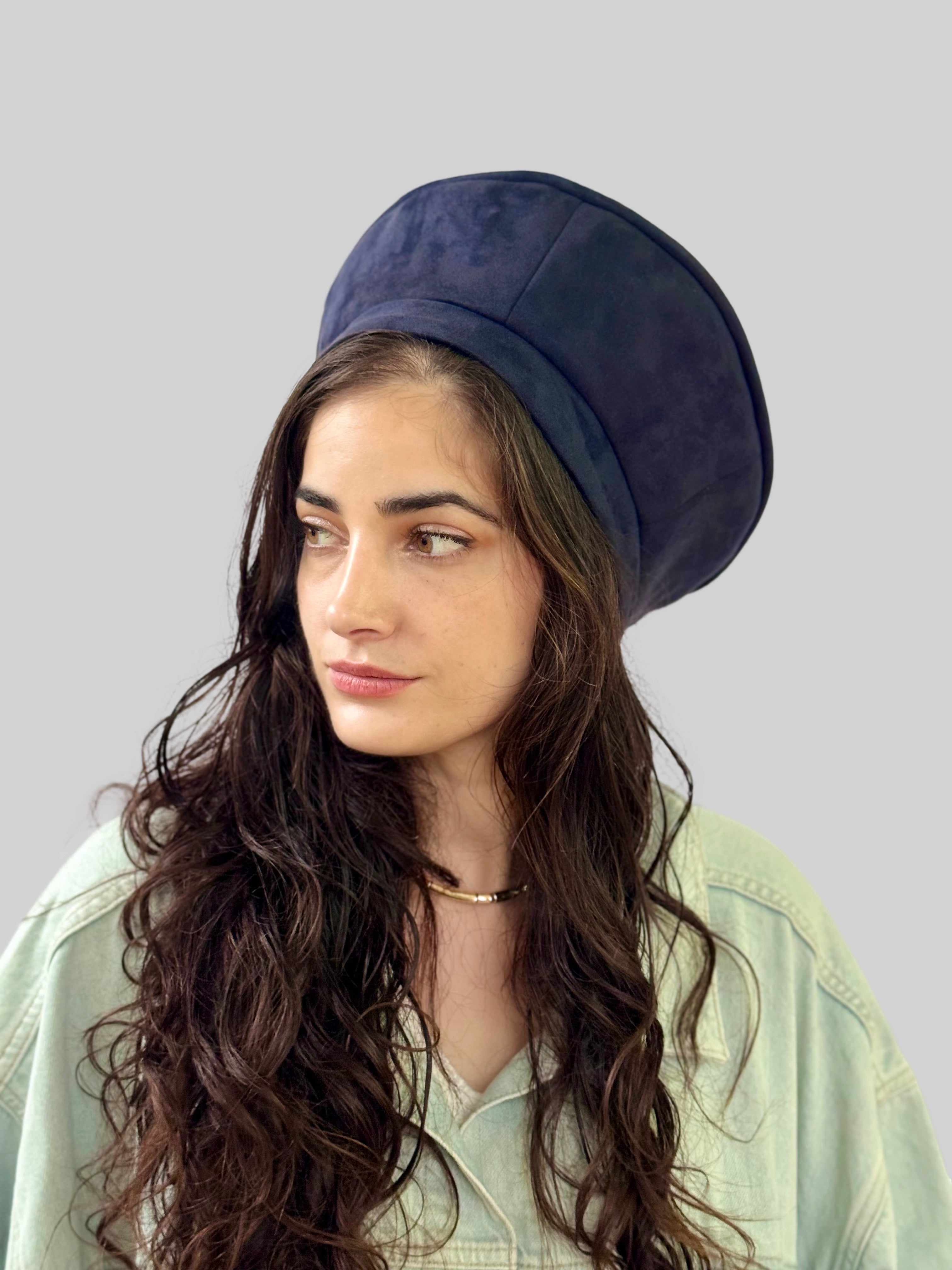 כובע שיק זמש כחול נייבי