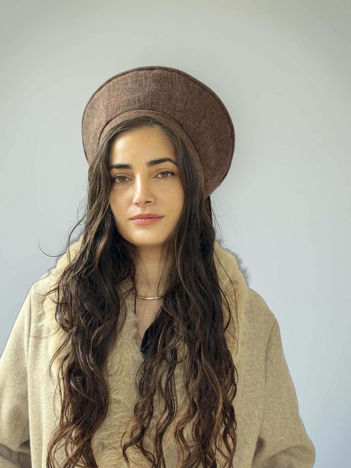 כובע שיק גובלן חום