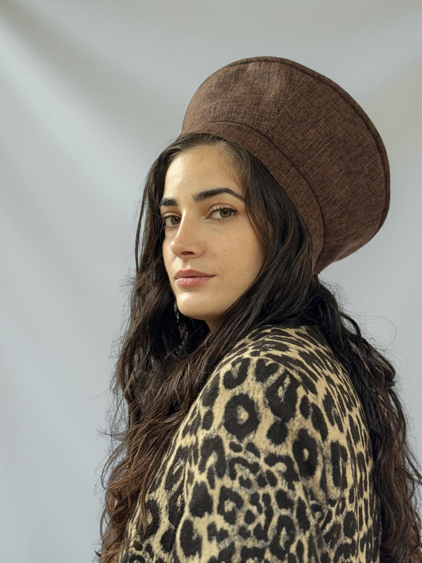 כובע שיק גובלן חום