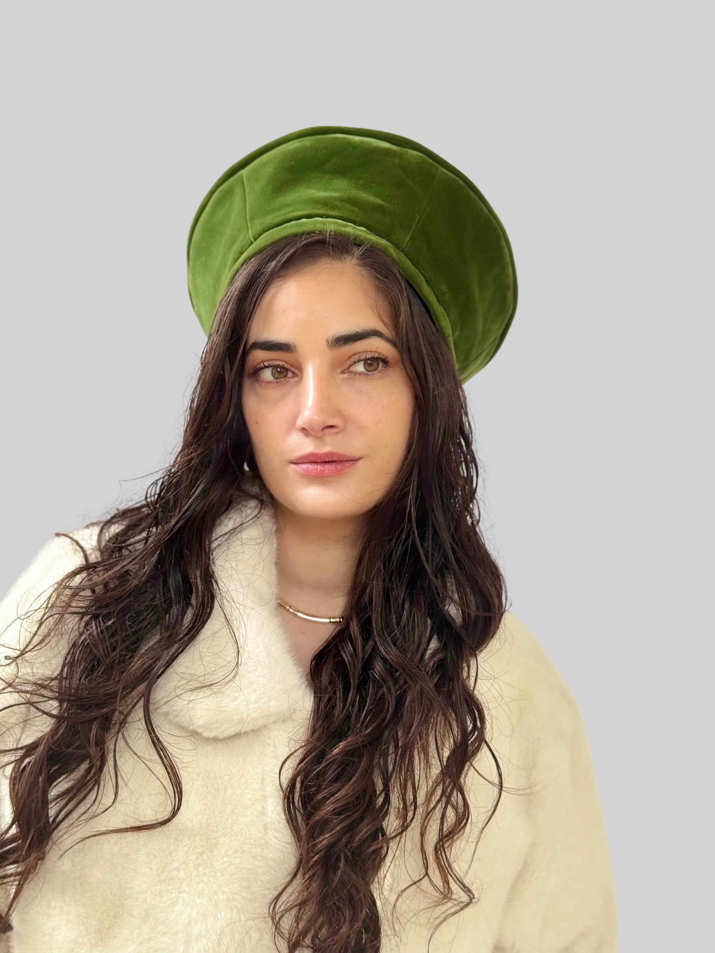 כובע שיק קטיפה ירוק