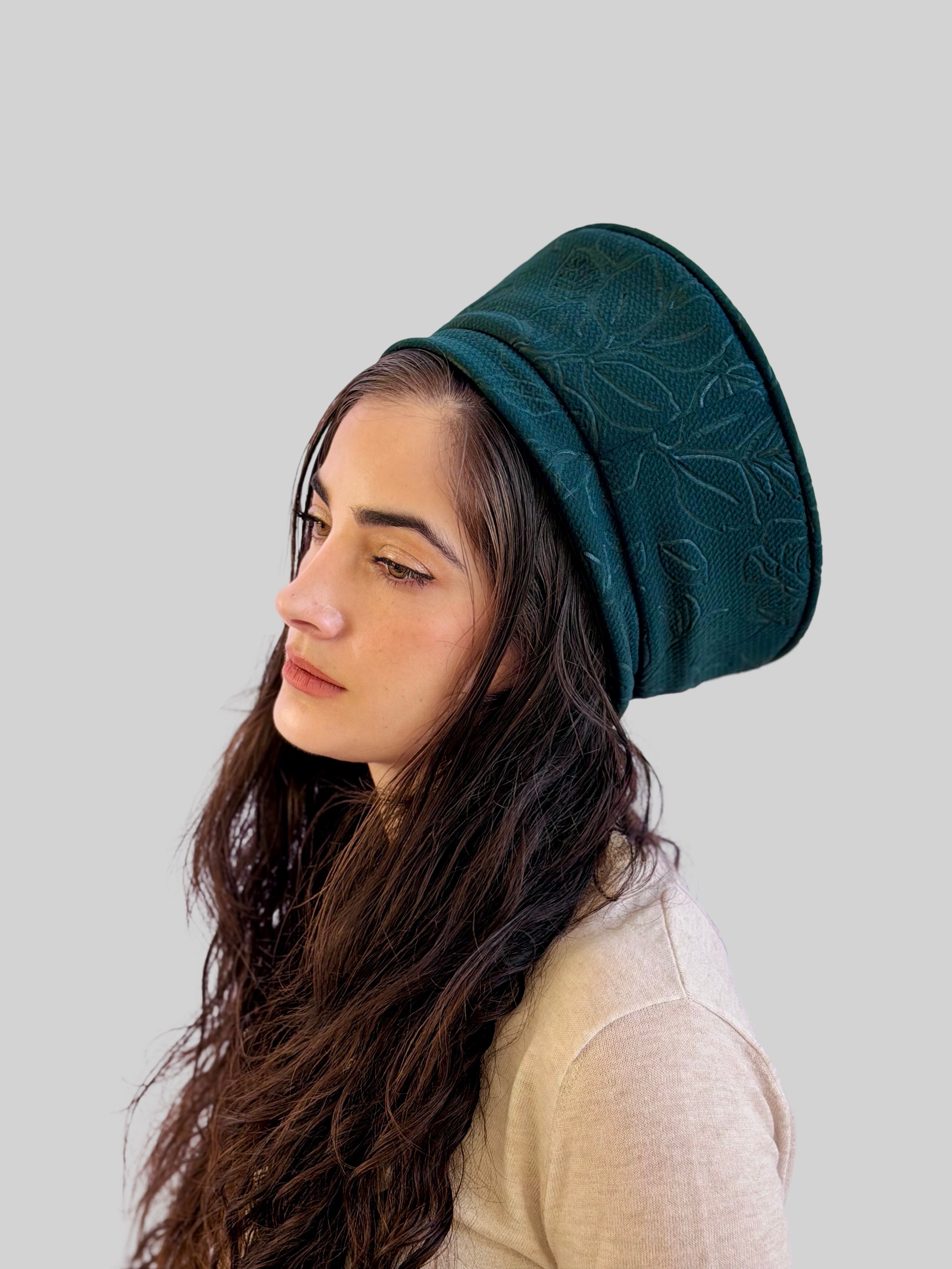 כובע שיק קומפורט פרחים ירוק בקבוק