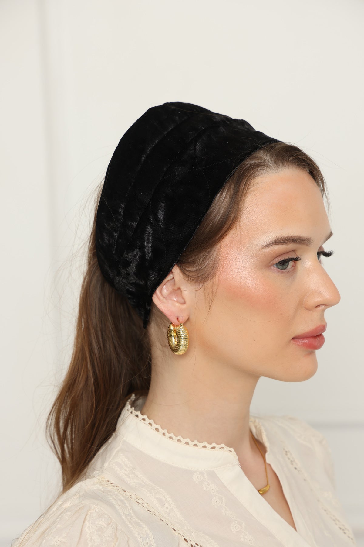C1 בובי סקוץ' צר נפח רגיל שחור