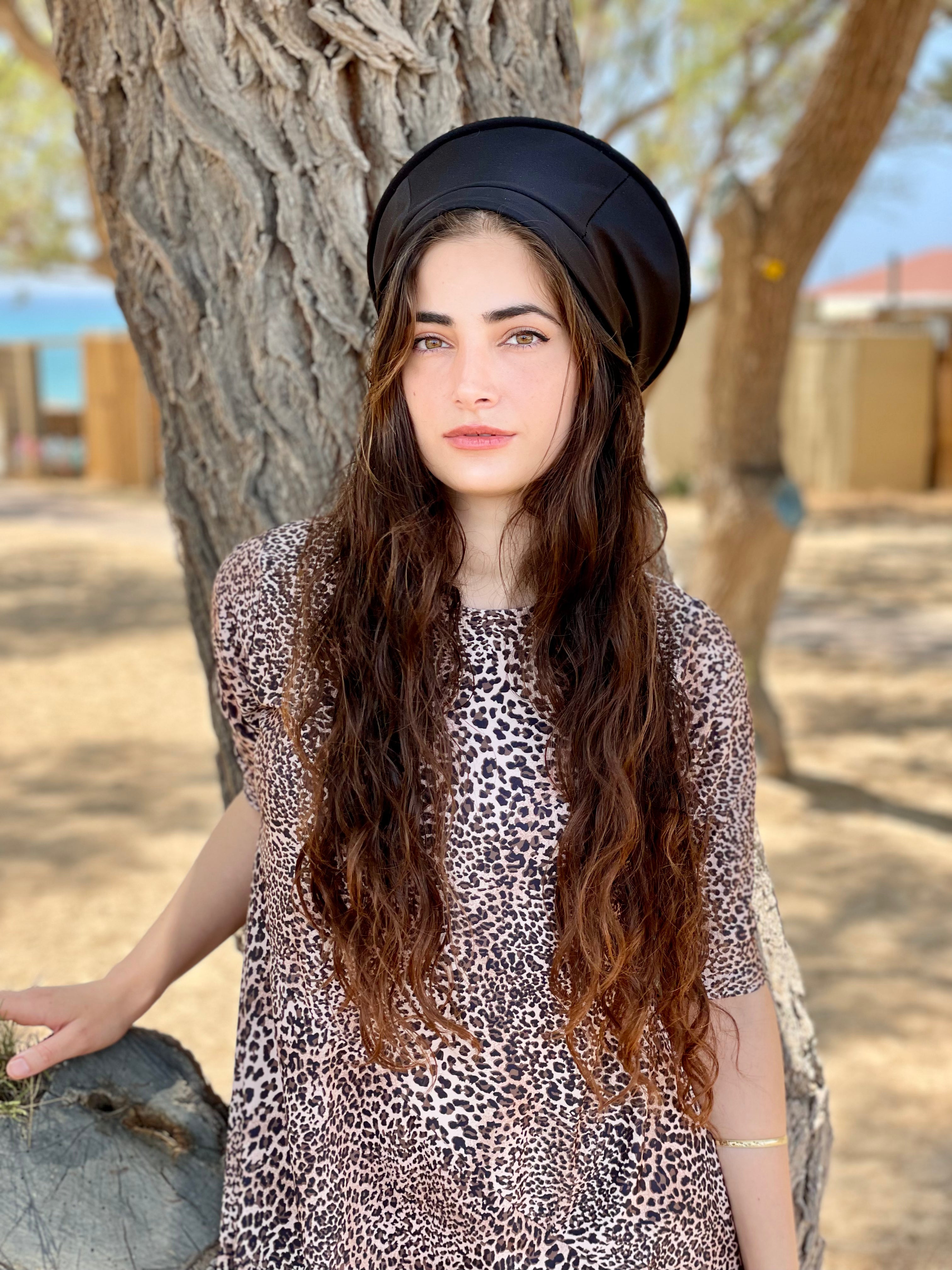 כובע שיק בגד ים שחור (7117385564336)