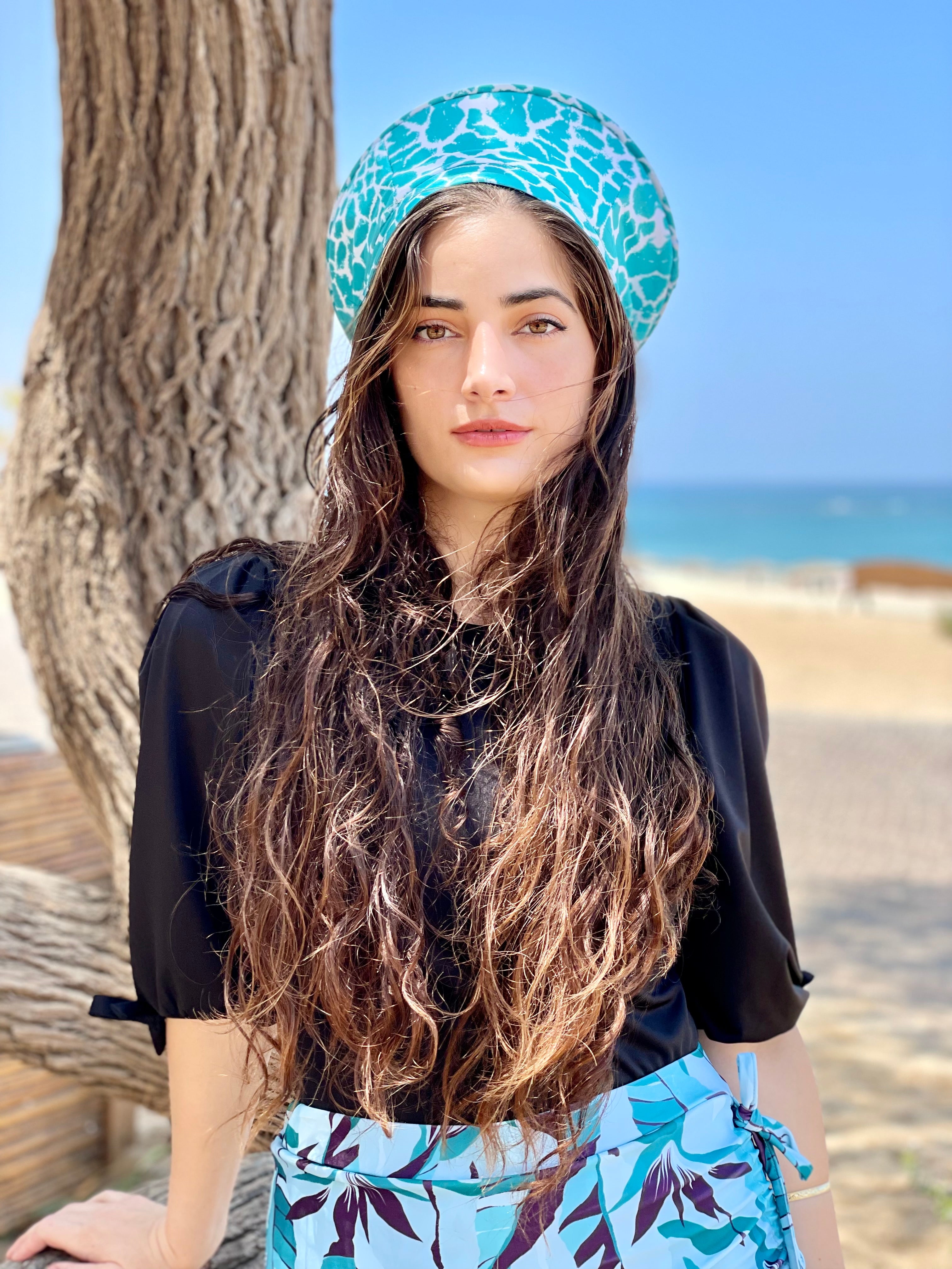 ⁨⁨כובע שיק קומפורט בגד-ים טורקיז⁩⁩