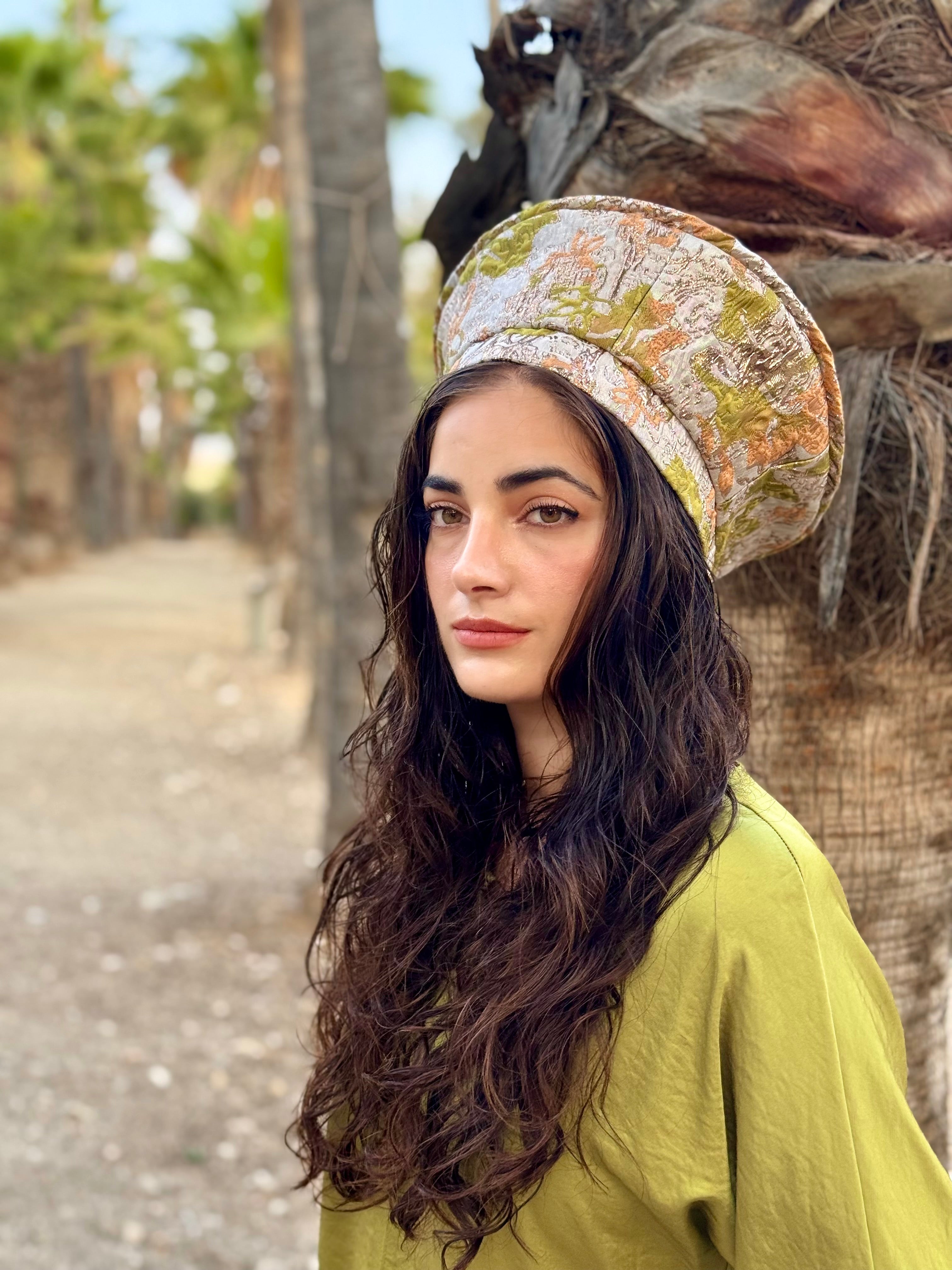 כובע שיק ירוק כתום זהב (7900035481776)