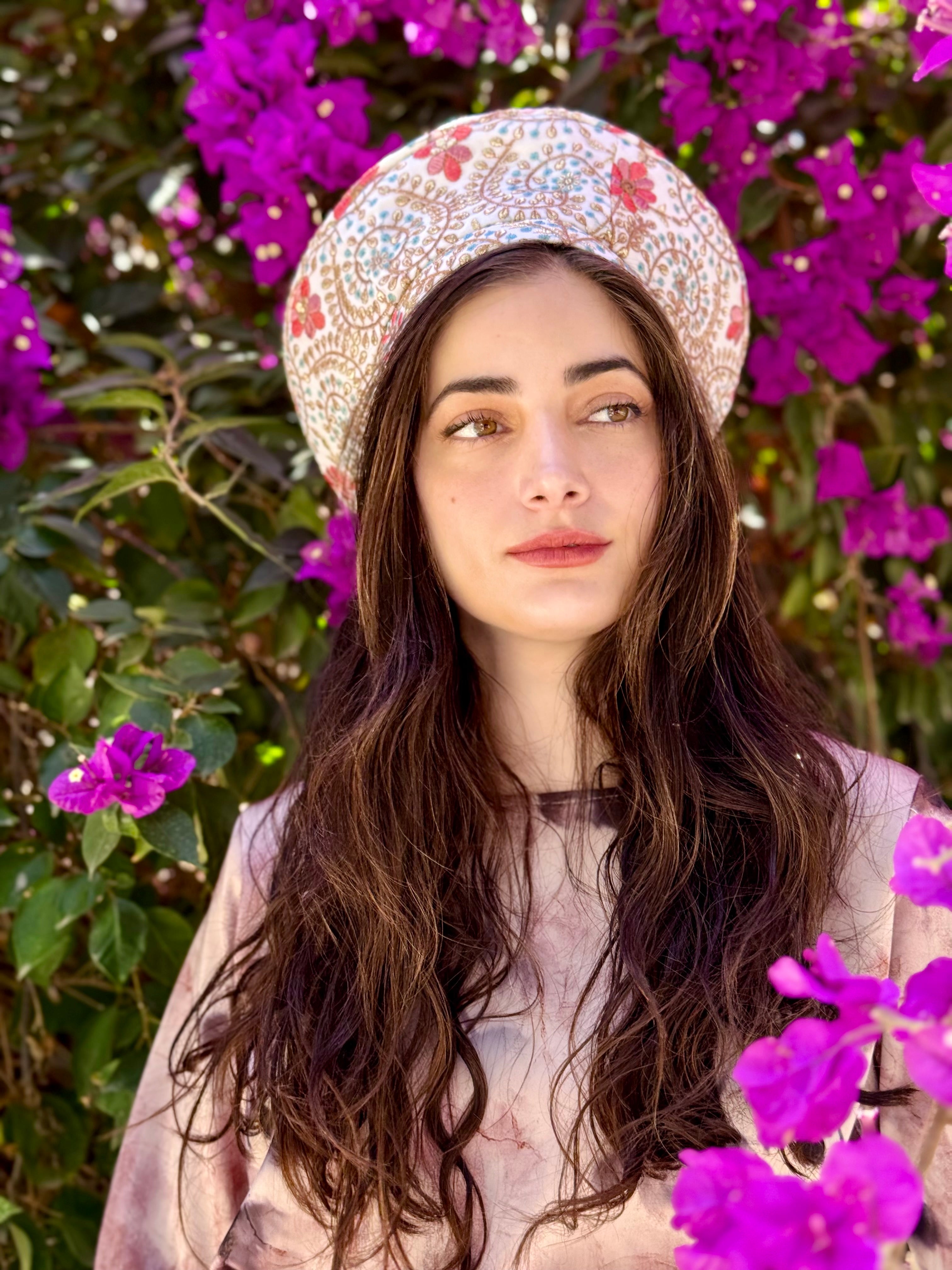 ⁨⁨⁨⁨⁨⁨⁨⁨⁨⁨⁨⁨⁨⁨⁨⁨⁨⁨⁨⁨⁨⁨⁨⁨⁨⁨כובע שיק שיפון לבן פרחוני ⁩⁩⁩⁩⁩⁩⁩⁩⁩⁩⁩⁩⁩⁩⁩⁩⁩⁩⁩⁩ (7817961144496)