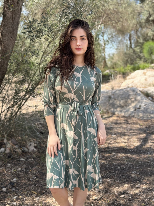 ⁨⁨⁨שמלת מיאל פרחוני ירוק⁩⁩⁩⁩⁩ (7817989652656)