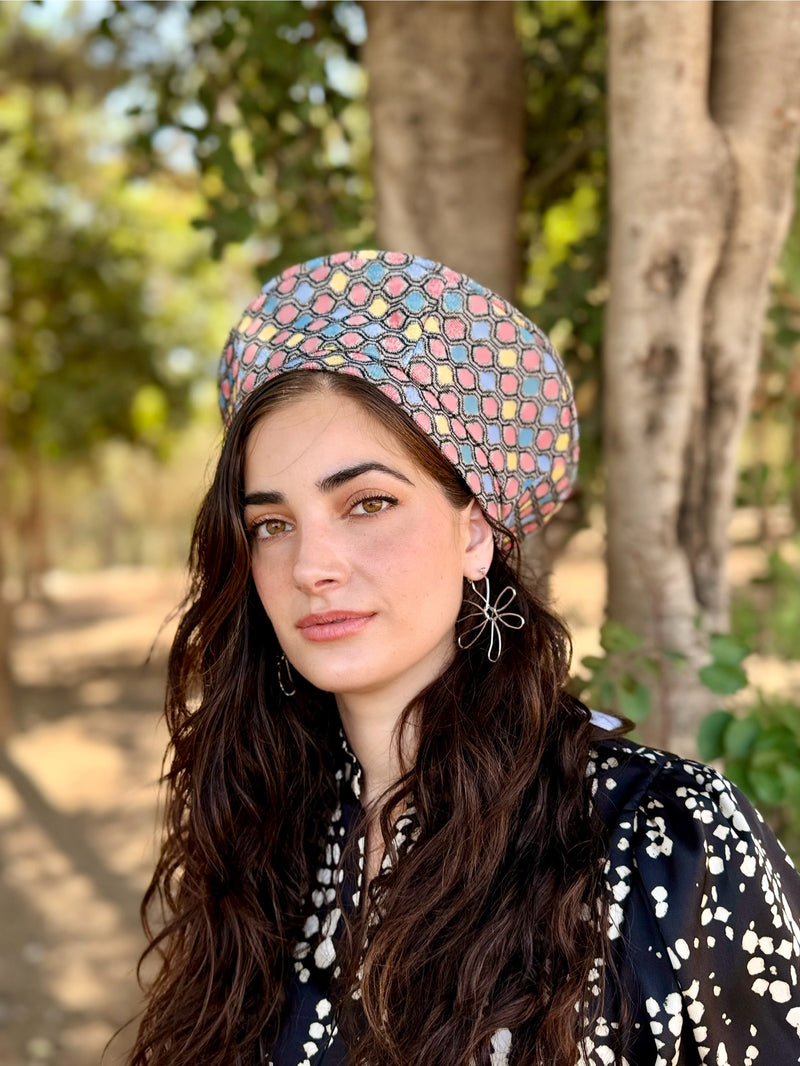 כובע שיק גובלן עיגולים צבעוניים (7900038693040)