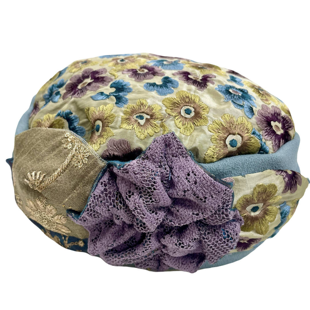 ⁨⁨⁨⁨⁨⁨ברט קלאסי רקום תכלת סגול