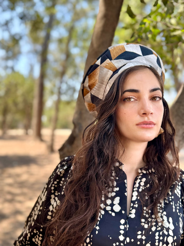 כובע שיק מעויינים קאמל אפור (7900037906608)