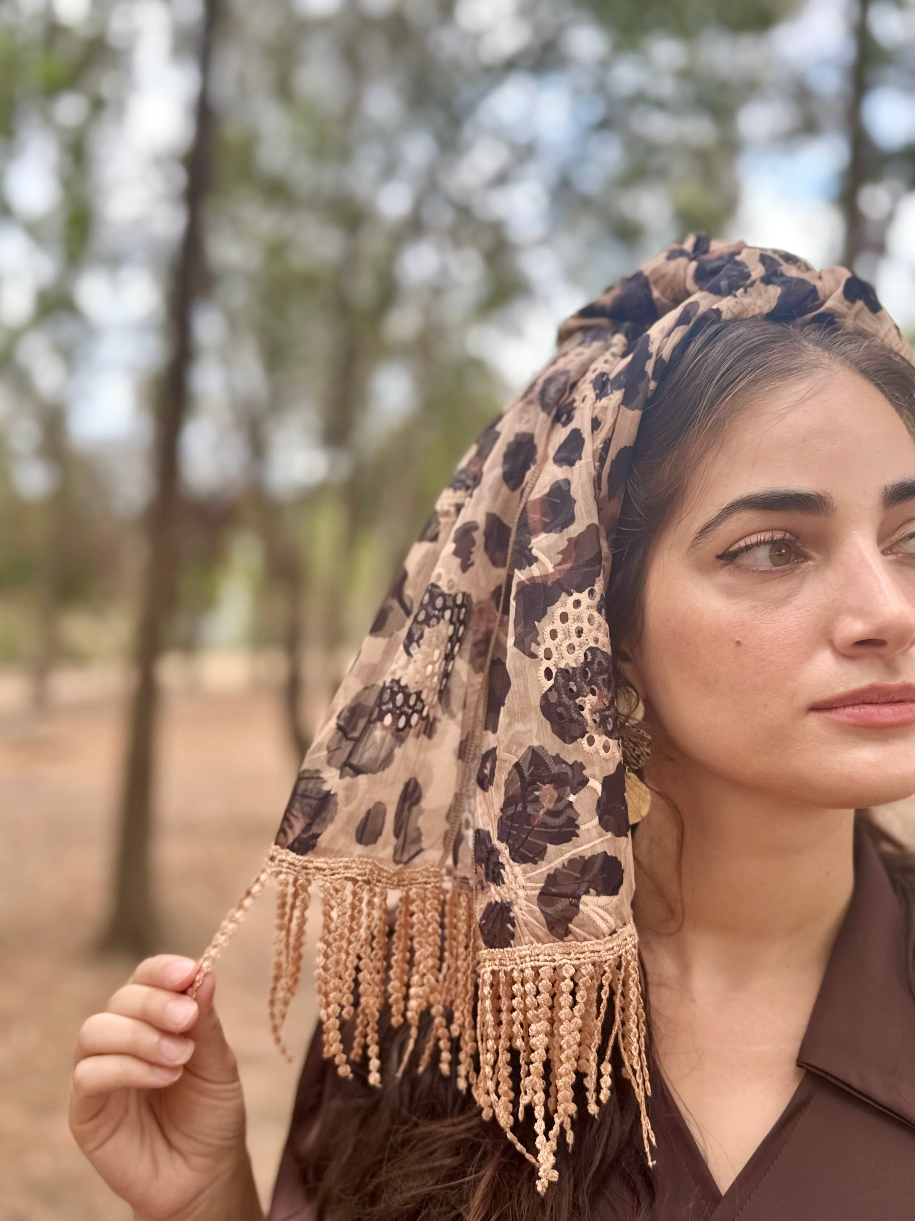 מטפחת פרינט מנומר חום לונג (7937016561840)