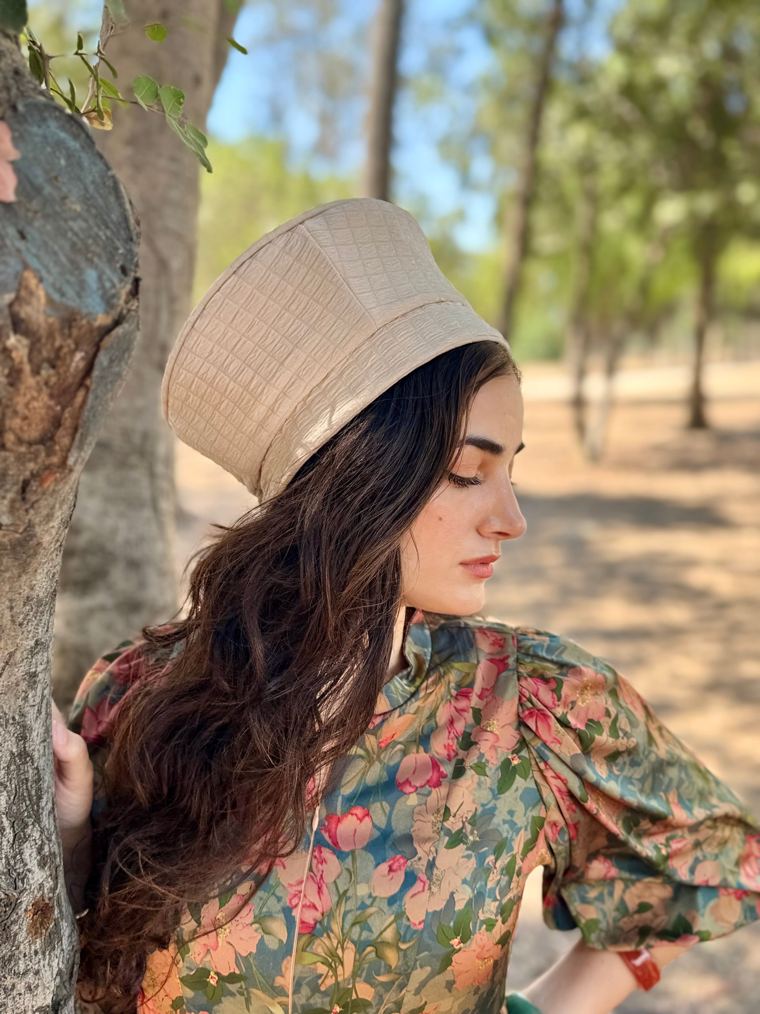 ⁨⁨⁨⁨ כובע שיק קומפורט בז׳ ⁩⁩⁩⁩ (7900029550768)