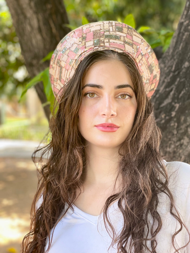 ⁨⁨⁨⁨⁨⁨⁨⁨⁨⁨⁨⁨⁨⁨כובע שיק פייטים רוז גולד ⁩⁩⁩⁩⁩⁩⁩⁩⁩⁩⁩⁩⁩⁩ (7714415902896)