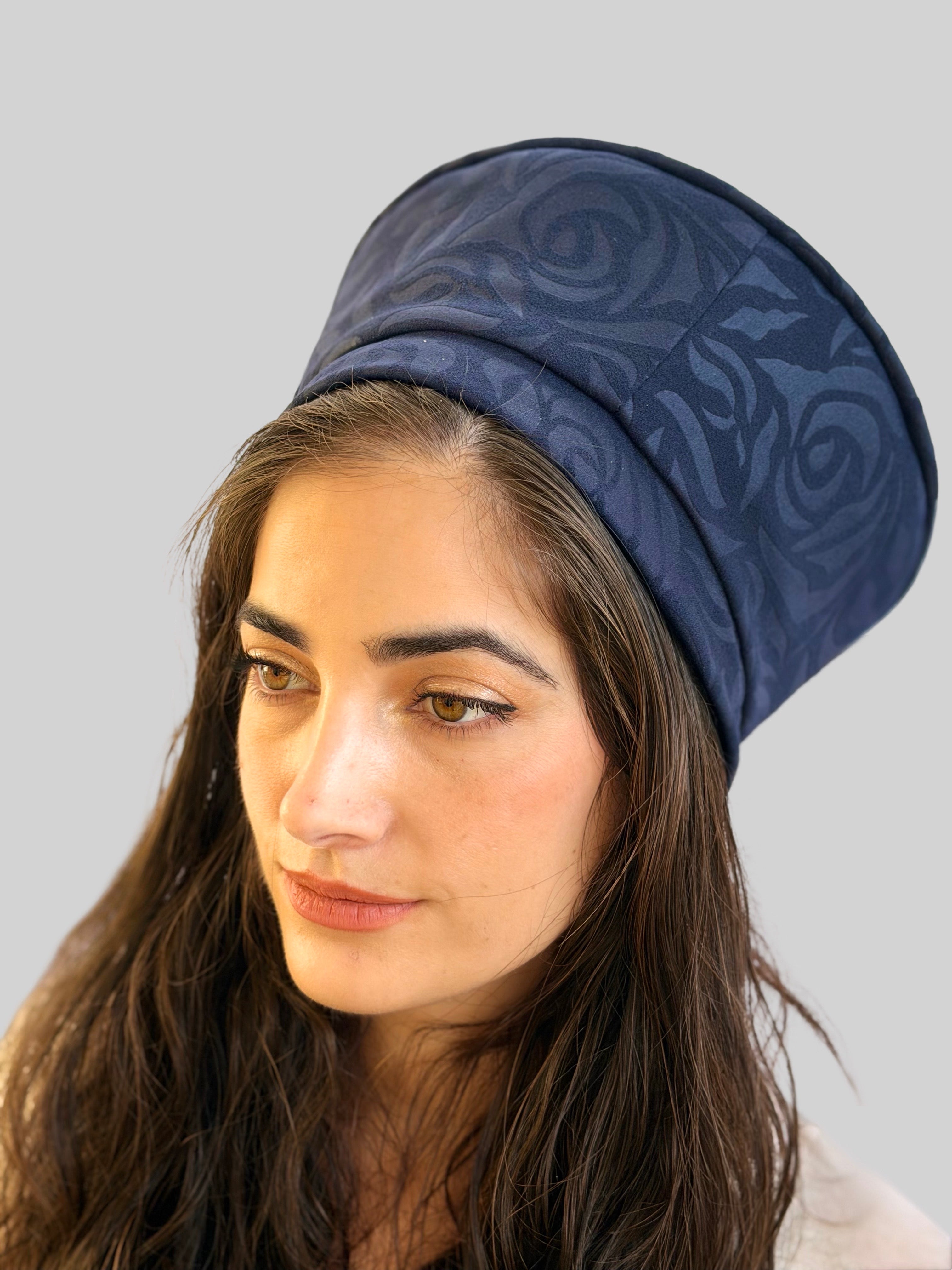 כובע שיק קומפורט פרחים כחול נייבי
