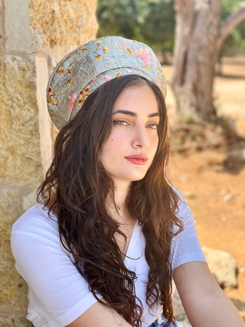⁨⁨⁨⁨⁨⁨⁨⁨⁨⁨⁨⁨⁨⁨כובע שיק רקום אפור⁩⁩⁩⁩⁩⁩⁩⁩⁩⁩⁩⁩⁩⁩ (7711348588720) (7711349571760)