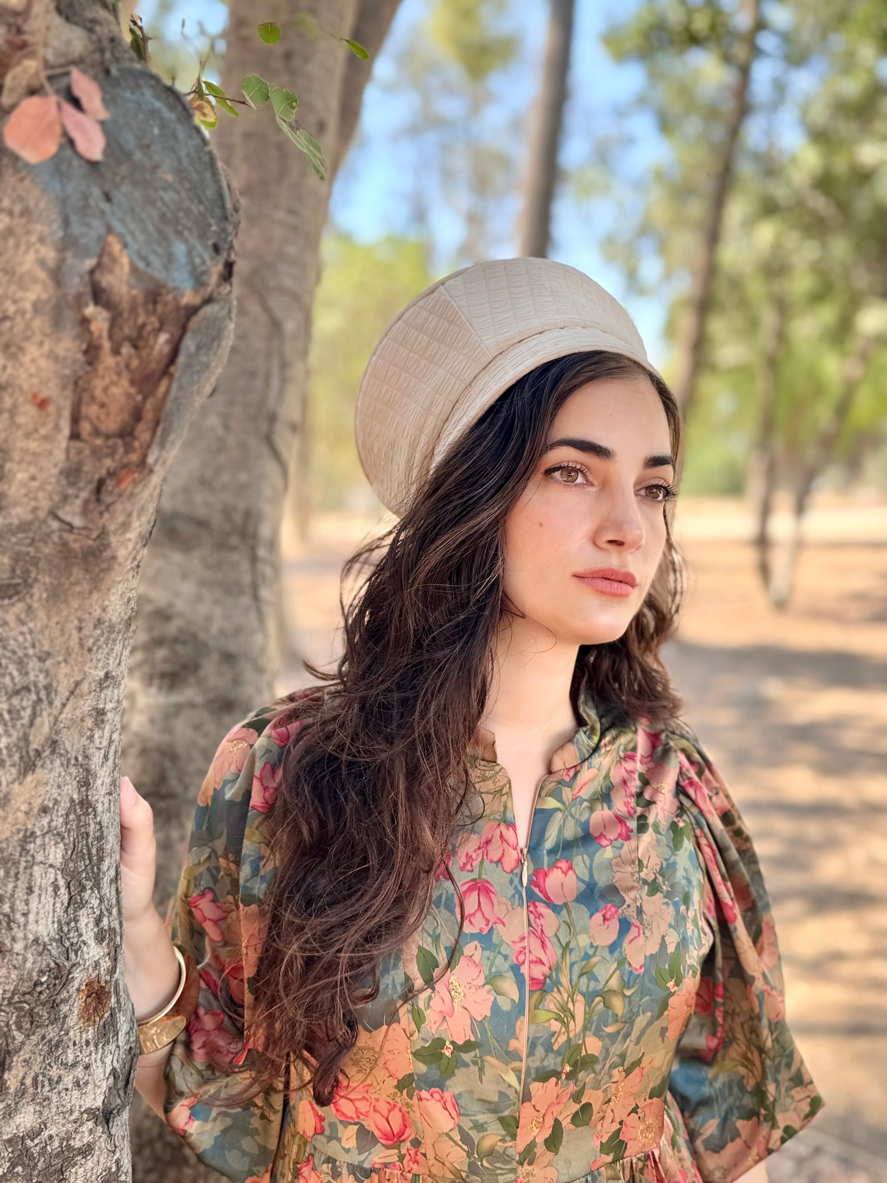 ⁨⁨⁨⁨ כובע שיק קומפורט בז׳ ⁩⁩⁩⁩ (7900029550768)