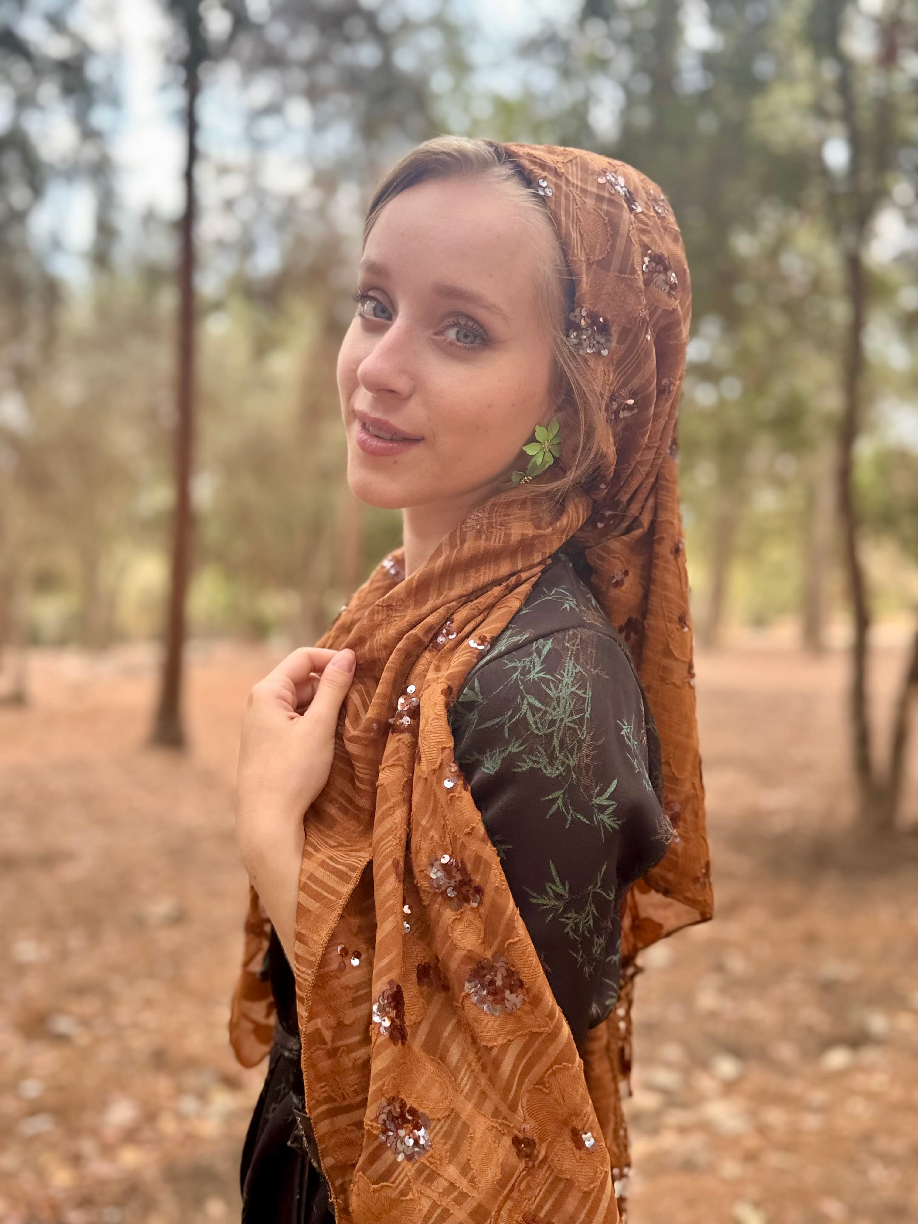 מטפחת ביוטי חמרה משולש (7936967147696) (7939463610544)