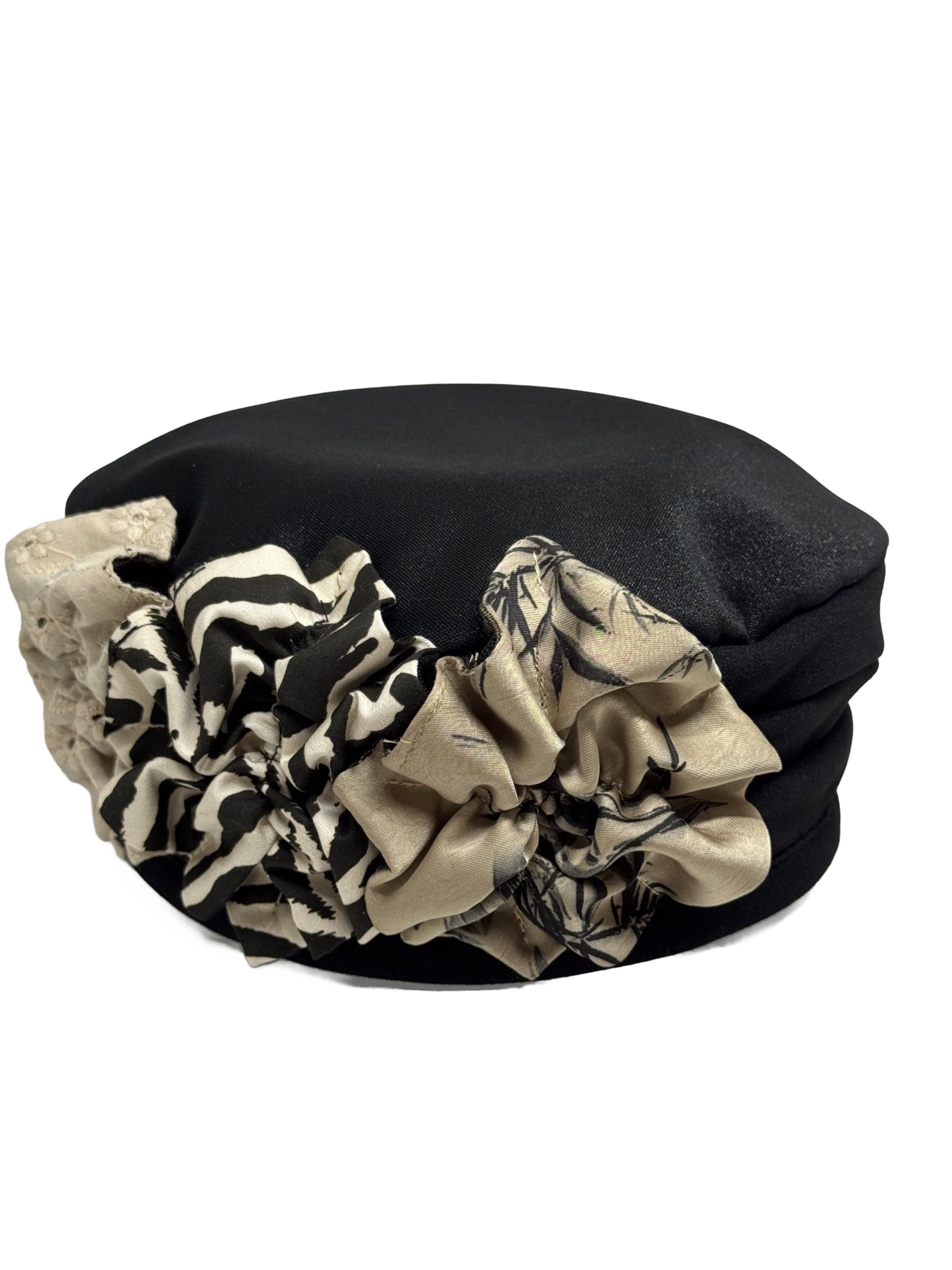 ברט קלאסי פרחים שחור בז׳ (7935959793840)