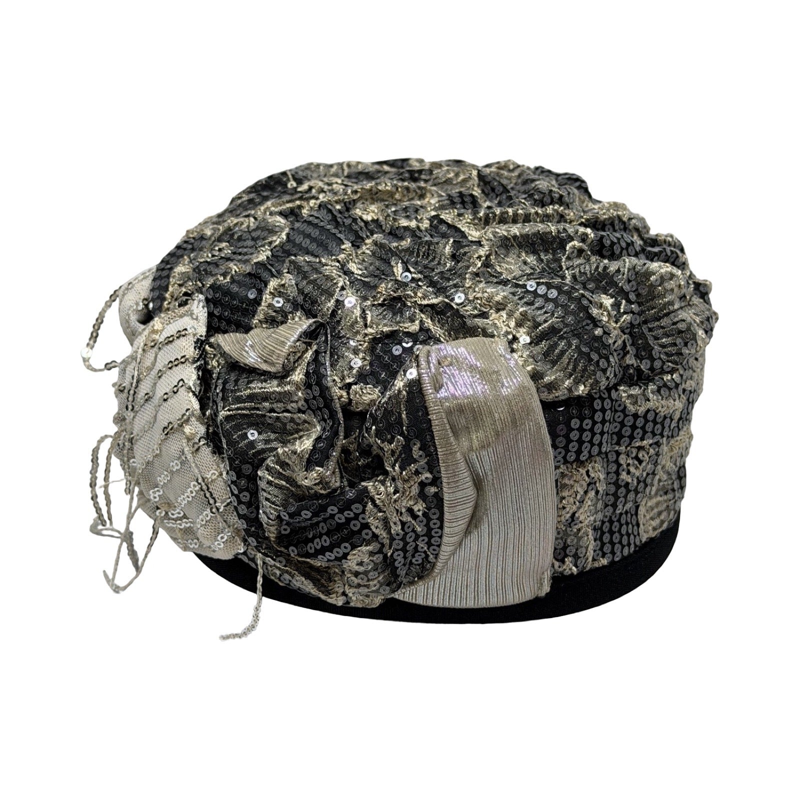 ברט מכווץ פייטים זהב שחור