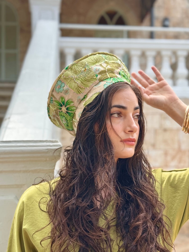 כובע שיק רקום פרחוני ירוק (7900036628656)