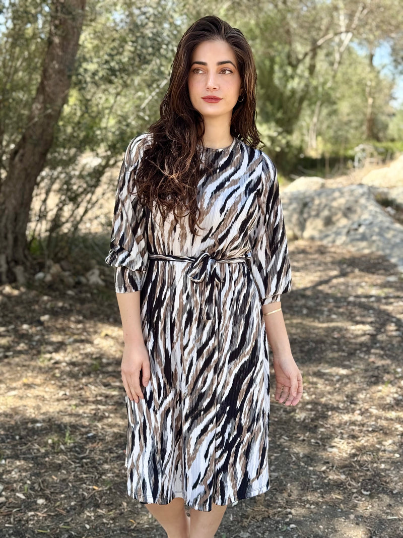 ⁨⁨⁨שמלת מיאל ריב שחור בז׳ ⁩⁩⁩⁩⁩⁩⁩⁩ (7817986506928)