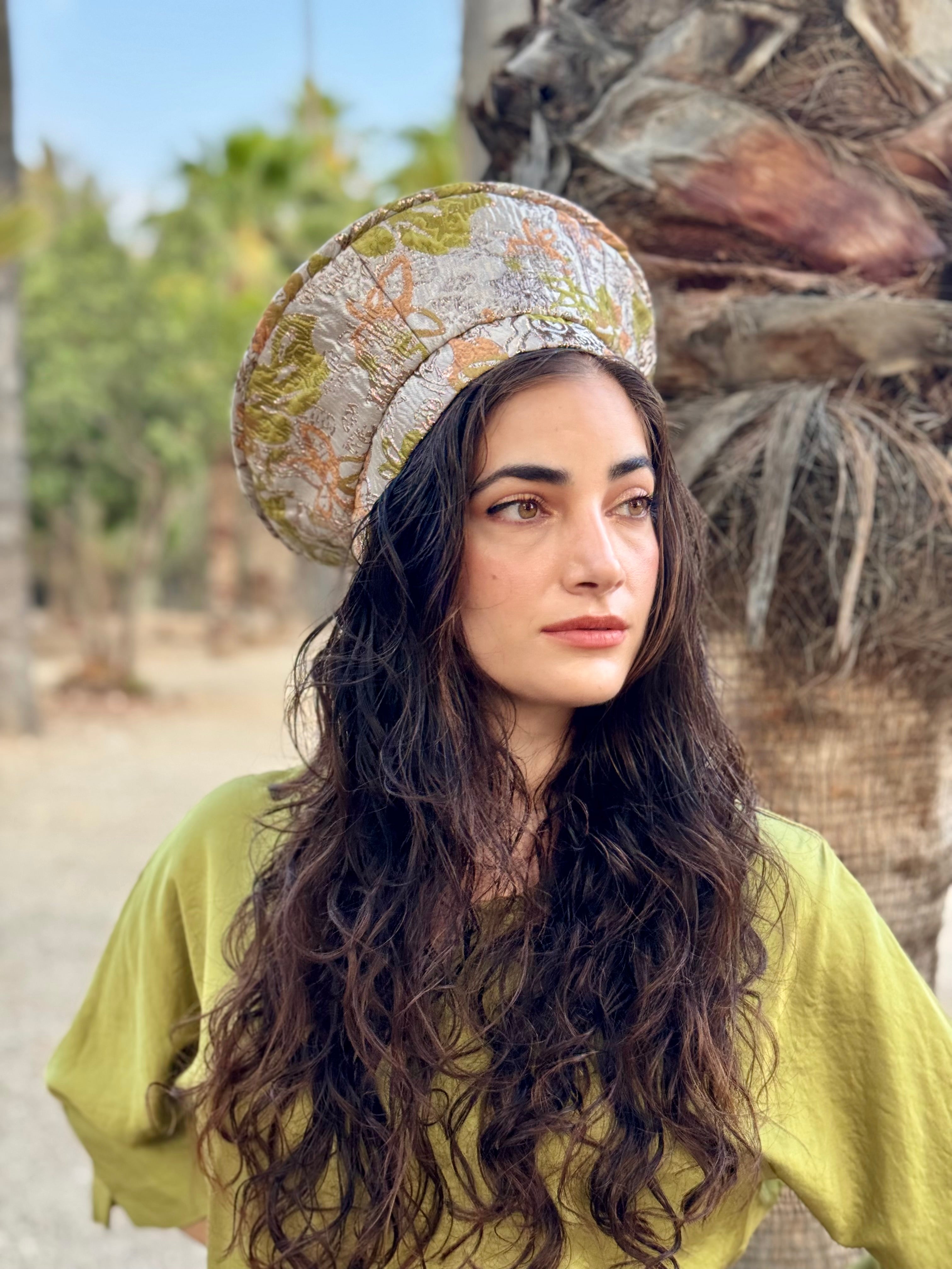 כובע שיק ירוק כתום זהב (7900035481776)