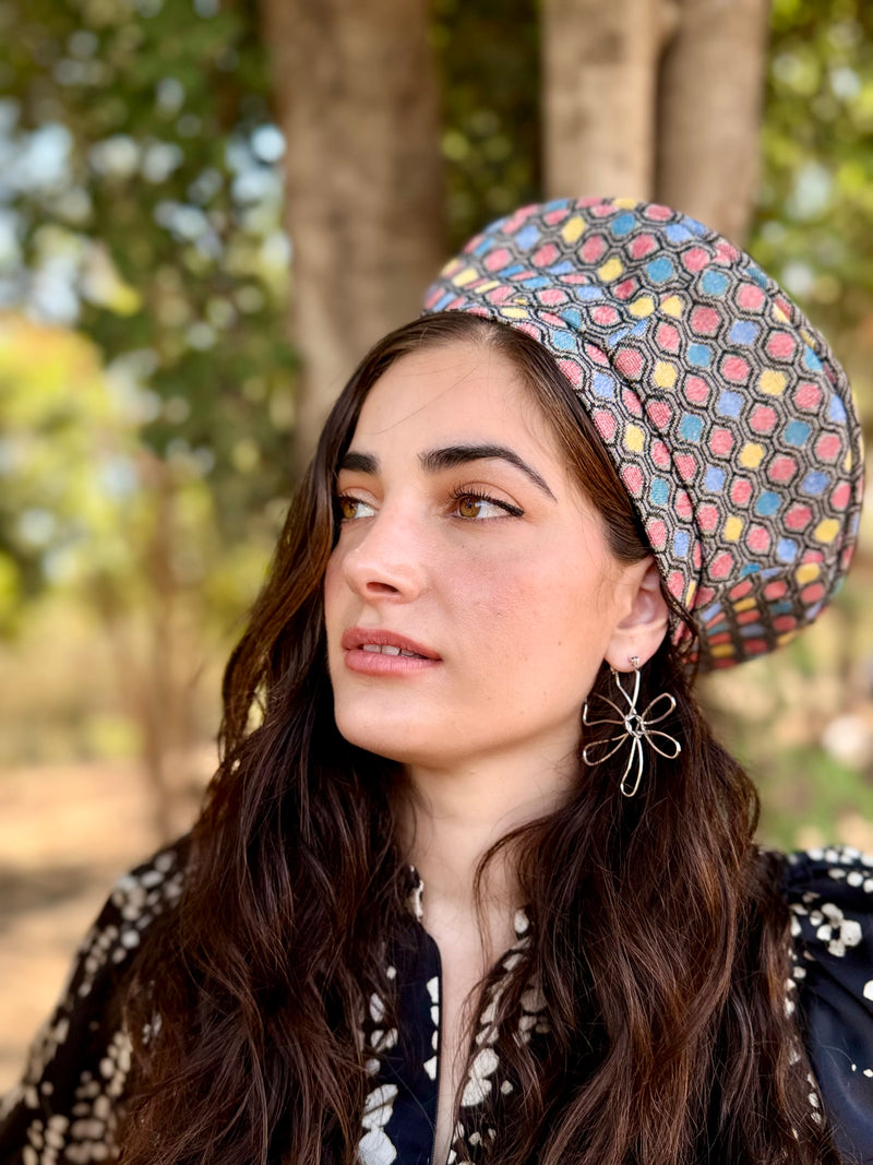 כובע שיק גובלן עיגולים צבעוניים (7900038693040)
