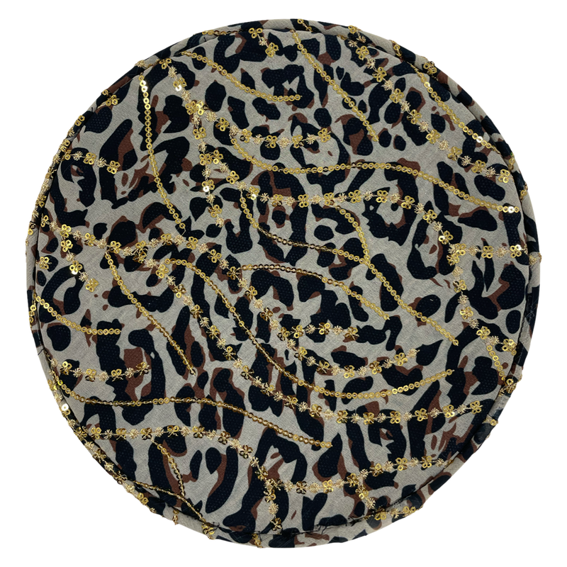 כובע שיק שיפון מנומר פייטים זהב