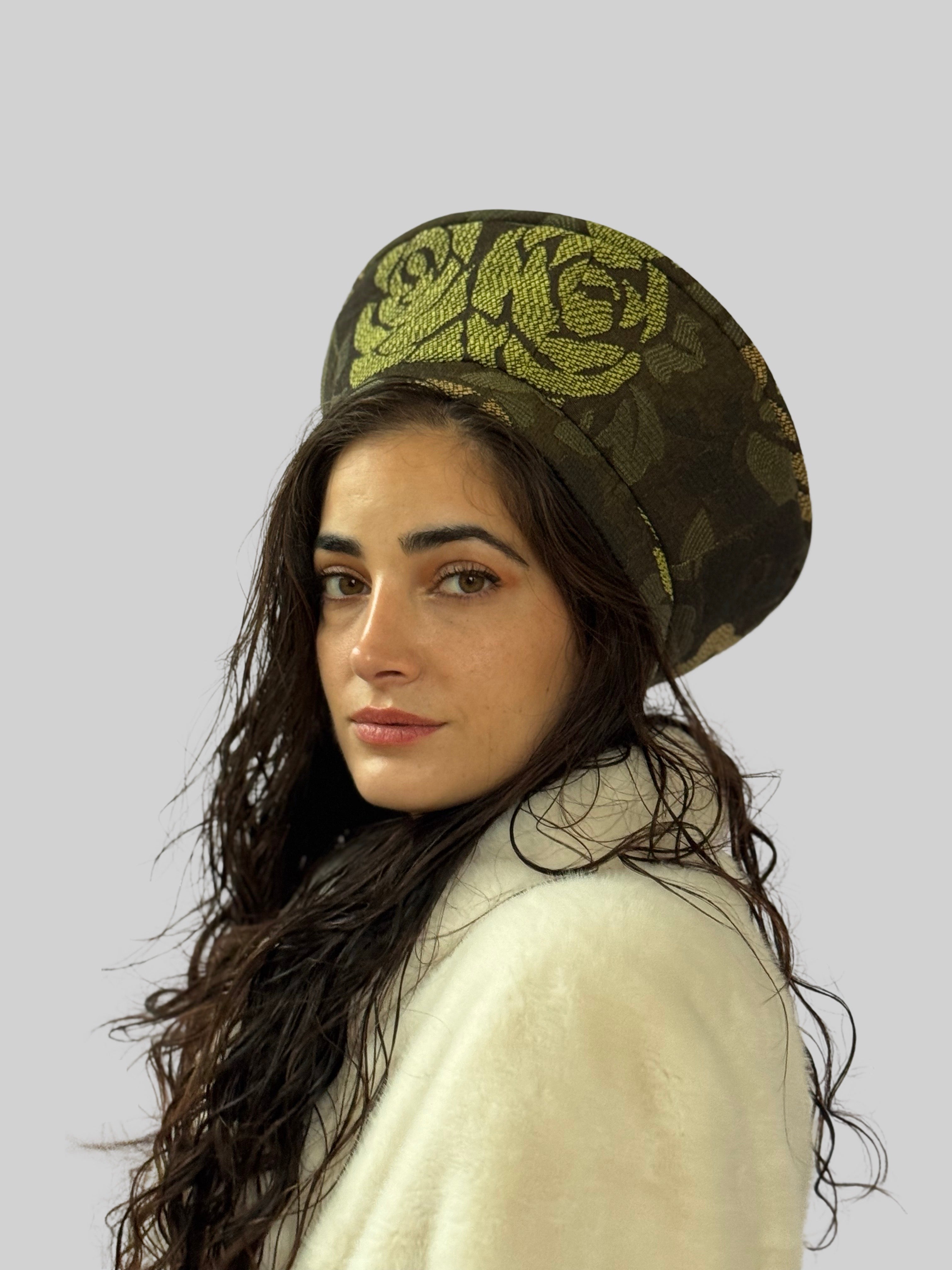 כובע שיק פרחוני ירוק