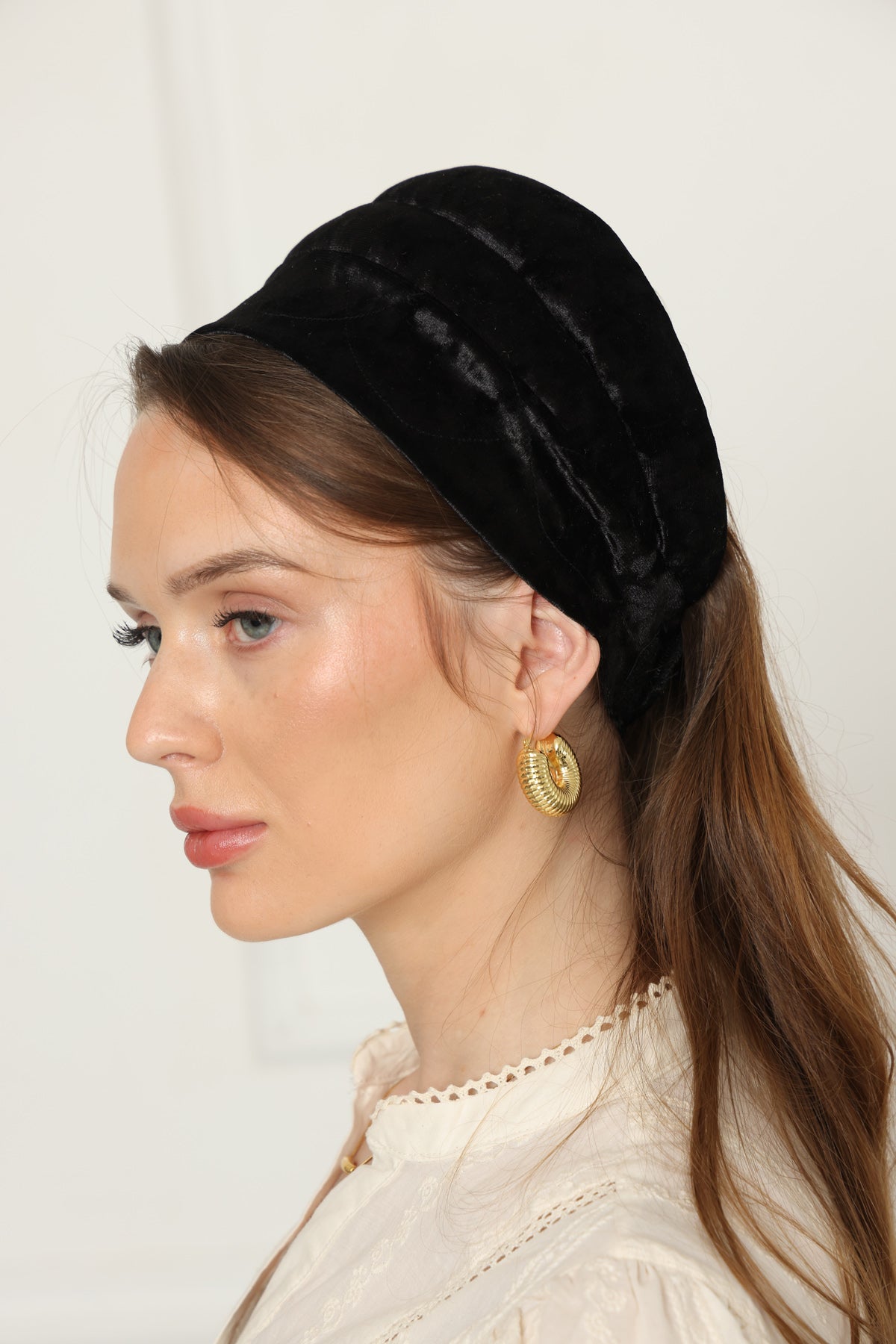 C2 בובי סקוץ' צר נפח כפול שחור