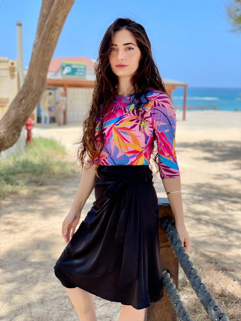 ⁨⁨⁨⁨⁨⁨⁨⁨⁨⁨⁨⁨סט בגד ים צדפות חולצה+חצאית טייץ פרחוני שחור ⁩⁩⁩⁩⁩⁩⁩⁩⁩⁩⁩⁩ (7338565370032)