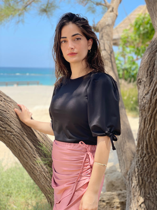 ⁨⁨⁨⁨⁨⁨⁨⁨⁨⁨⁨⁨סט בגד ים לגונה חולצה+חצאית טייץ שחור ורוד ⁩⁩⁩⁩⁩⁩⁩⁩⁩⁩⁩⁩ (7338796449968)