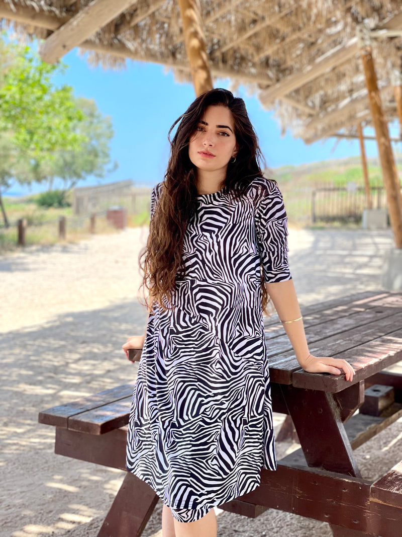 ⁨⁨⁨⁨⁨סט בגד ים ריף שמלה+טייץ זברה⁩⁩⁩⁩⁩ (7338820829360)