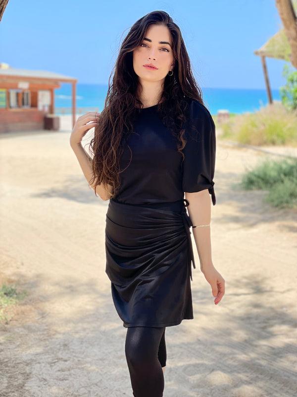 ⁨⁨⁨⁨⁨⁨⁨⁨⁨⁨⁨⁨⁨סט בגד ים לגונה חולצה+חצאית טייץ שחור ⁩⁩⁩⁩⁩⁩⁩⁩⁩⁩⁩⁩⁩ (7338797334704)
